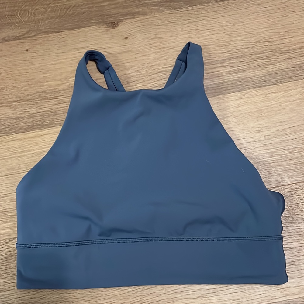 LULULEMON high neck bra